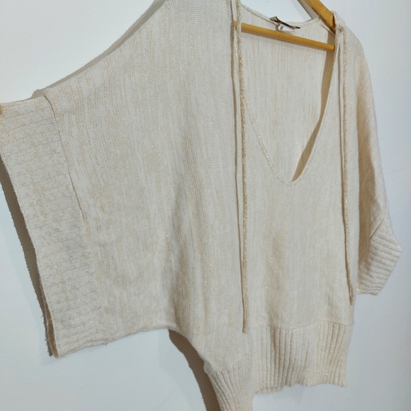 Younique Wide Sleeve Pullover Poncho Sweater small - Picture 9 of 11